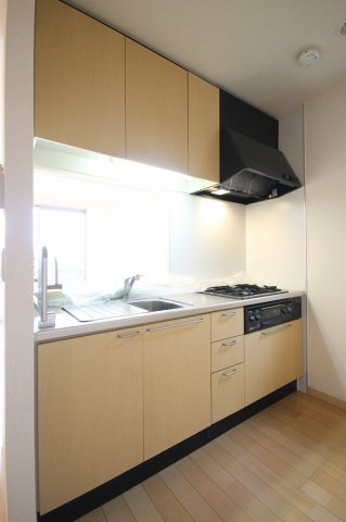 アデアコートA棟のキッチン|※お部屋により仕様が異なる場合があります※