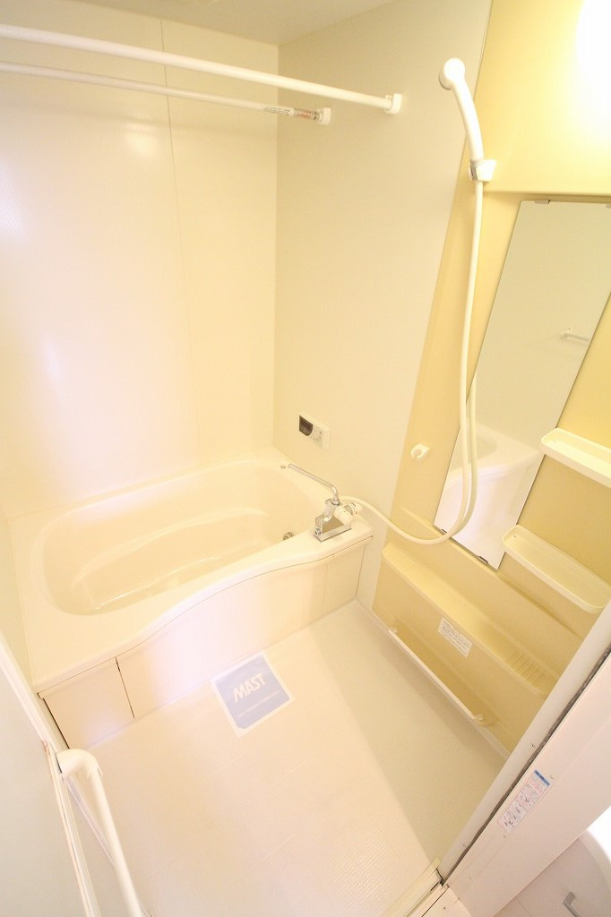 アデアコートA棟の浴室|※お部屋により仕様が異なる場合があります※