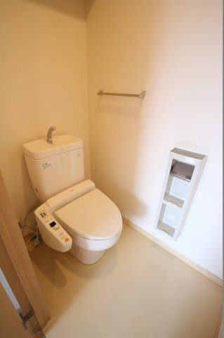 アデアコートA棟のトイレ|※お部屋により仕様が異なる場合があります※