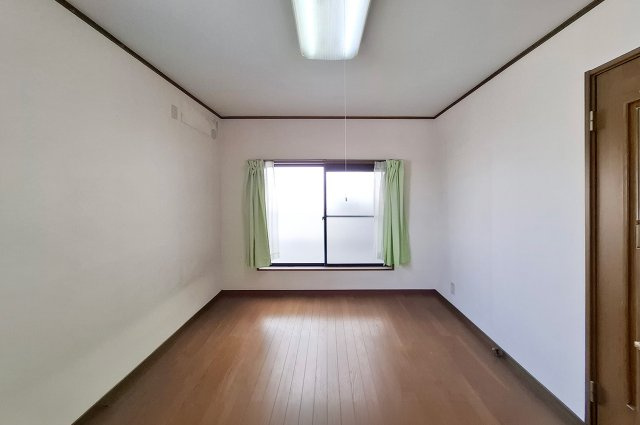 高石市西取石7丁目の子供部屋|洋室2