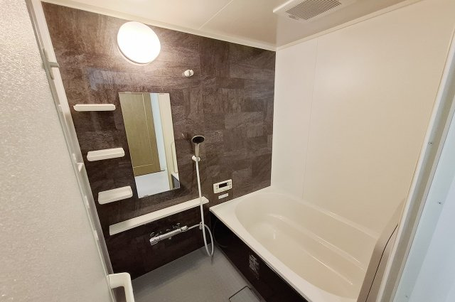 メゾンドール・ラーバン和泉I番館の浴室|バスルーム