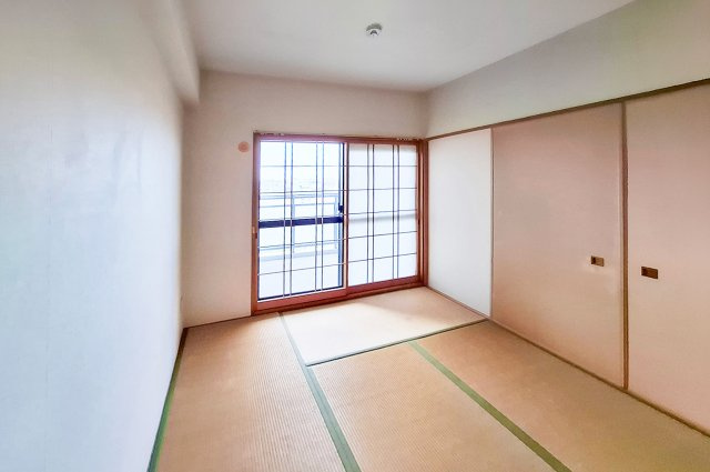 メゾンドール・ラーバン和泉III番館の和室|和室