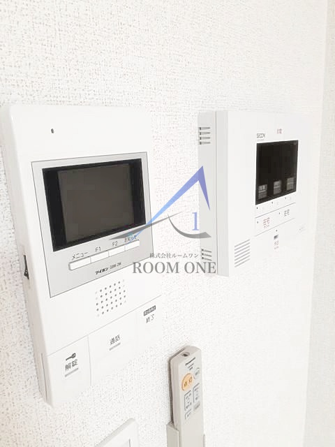 トゥーレン　コティのセキュリティ|モニター付きインターホンです。