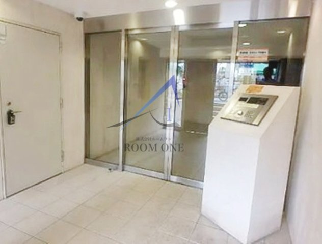プレール・ドゥーク北新宿のエントランス|エントランスです。