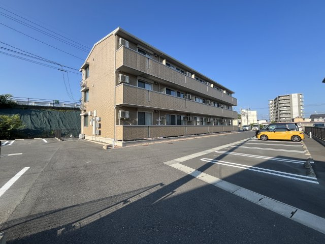 アースガーデンＳＯＪＡの外観