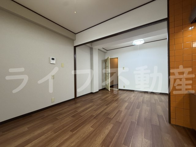 フリーディオ今里の内装