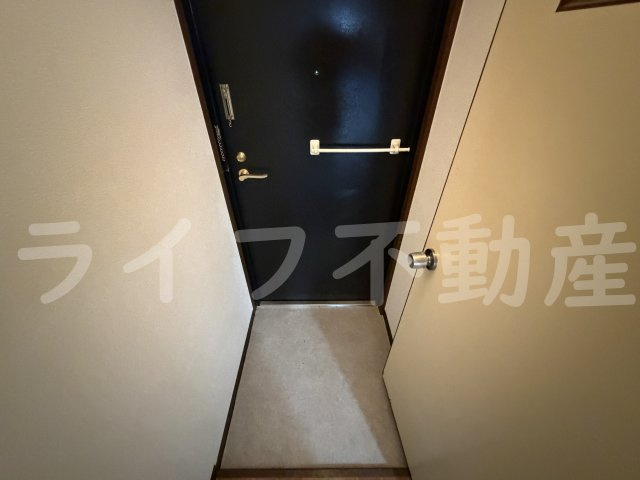 フリーディオ今里の玄関