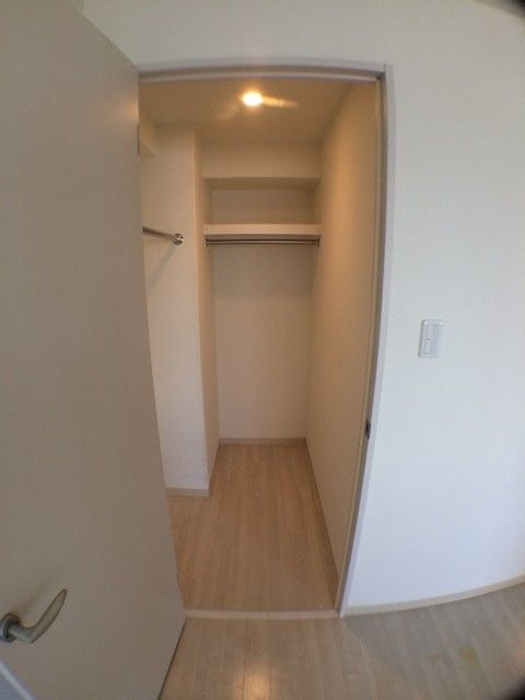 カノン甲南山手の収納