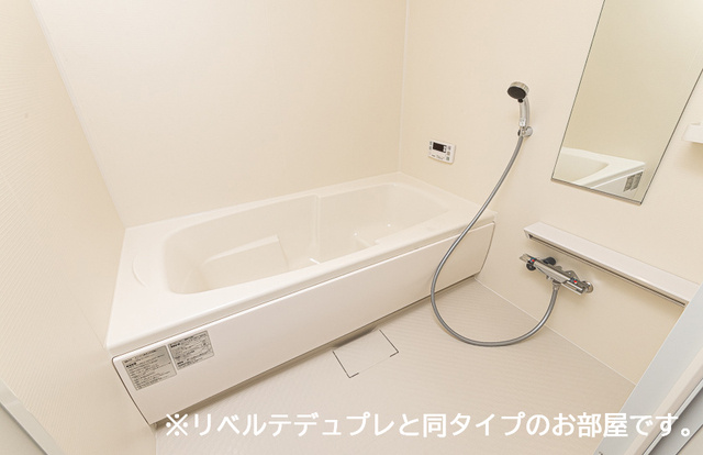 カーサ　勝の浴室