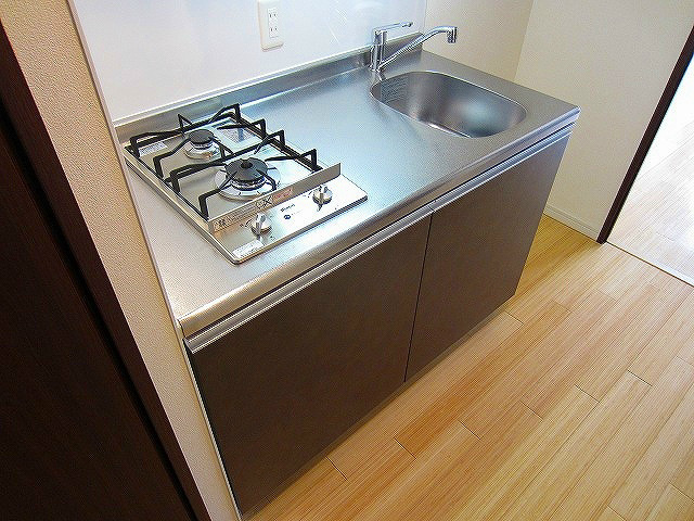 【キッチン】ベルヴィ江坂公園 