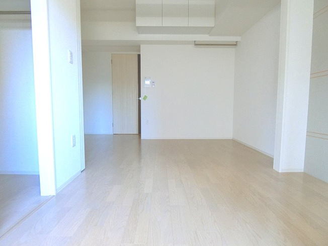 【居間・リビング】セレニテ江坂ルフレ