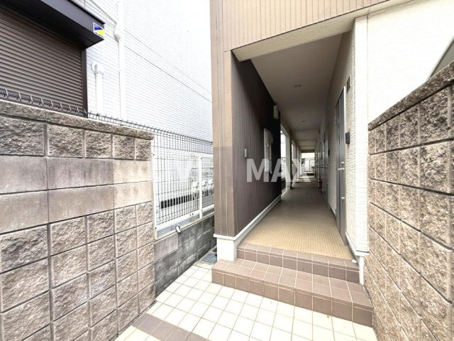 【エントランス】ﾌﾞﾚｰﾌﾞｴﾑｽﾞ 