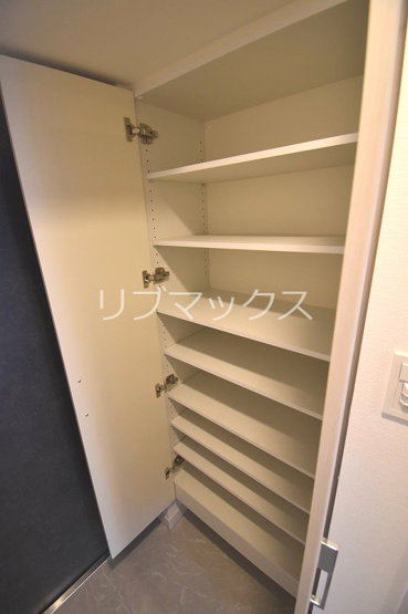 【収納】ライジングメゾン新大阪サウス