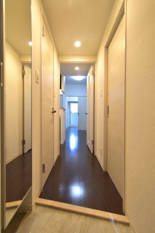 【玄関】ユーズ7番館 