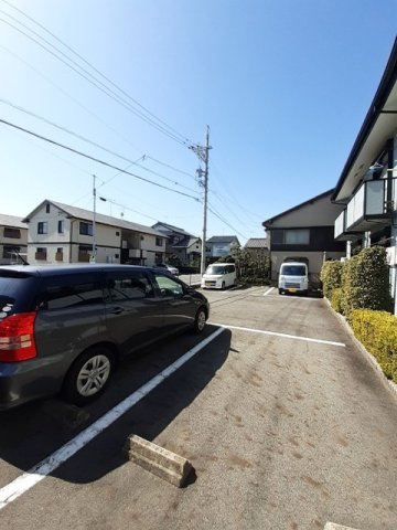 Ｙ´ｓ　ｈｏｕｓｅの駐車場