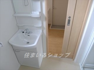 リヴィエール口田の洗面所|洗面化粧台