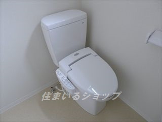 リヴィエール口田のトイレ|シャワートイレ