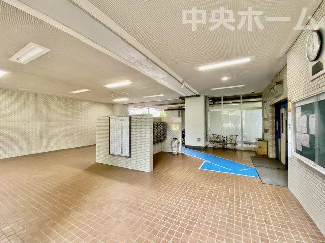 越中島三丁目ハイツ3号棟のロビー|ロビー