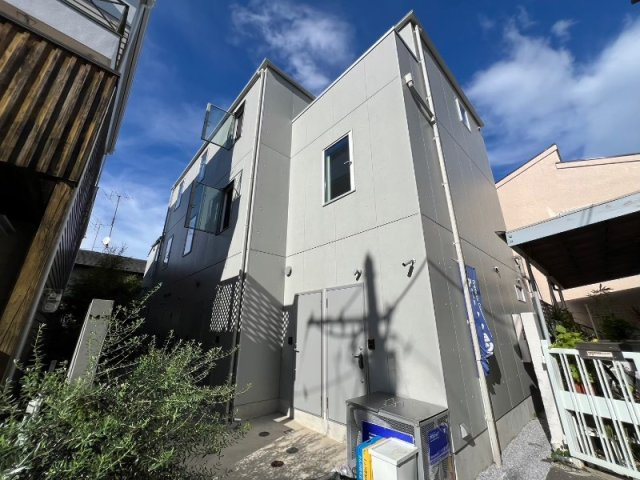 杉並区高円寺南１丁目のアパート