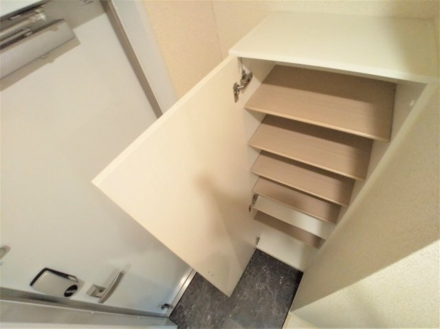 クレイノポスタのその他|シューズボックス