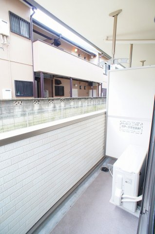 ヴェルファーレ　Ⅱのバルコニー|バルコニーがあります