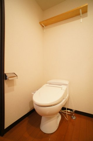 リブリ・ヴァータジェムのトイレ|コンパクトで使いやすいトイレです