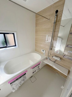【浴室】 | ☆☆☆新築住宅　いわき市泉もえぎ台３期T　ラスト１棟！！オール電化♪ご案内随時受付中です♪ | バスルームは暖かさの残る保温浴槽やスイッチシャワーなど機能性にも配慮した設計です。