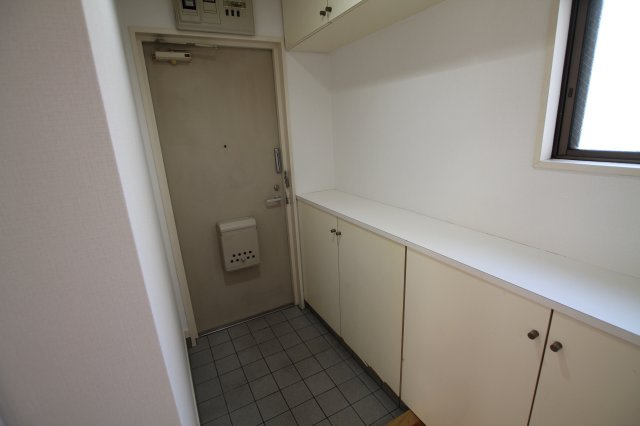 【玄関】