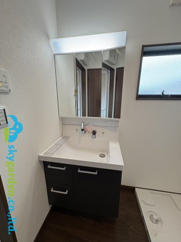 茅ヶ崎市香川１丁目　新築戸建　全1棟の独立洗面台|朝の身支度には欠かせない独立洗面化粧台
