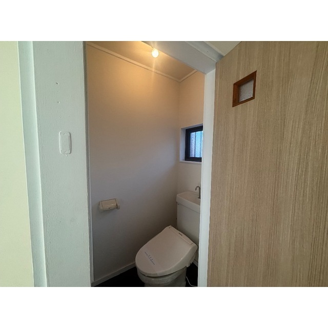 グリーンテラスB棟のトイレ|落ち着いたトイレです
