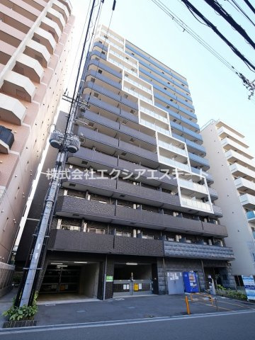 プレサンス谷町九丁目駅前の外観