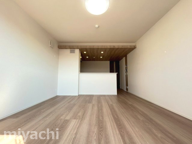 サンセール問屋町Ⅱの居間・リビング