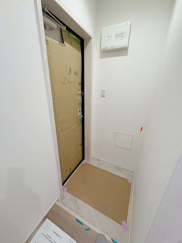 フジパレス宝塚小林Ⅲ番館の玄関