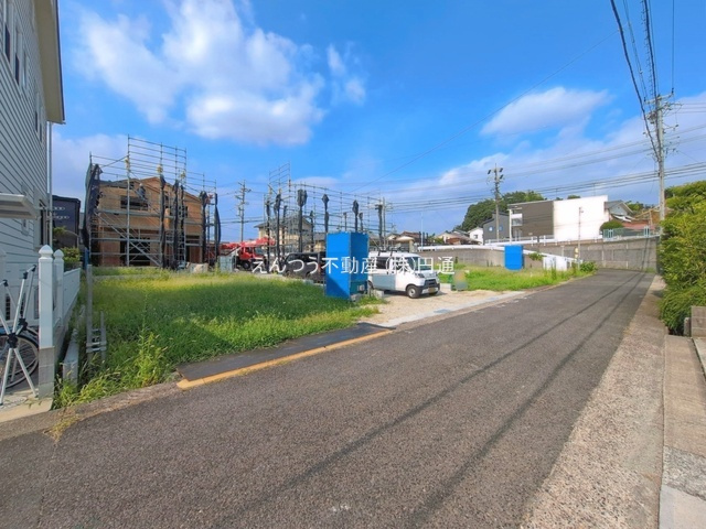 グラファーレ西城2期の前面道路含む現地写真