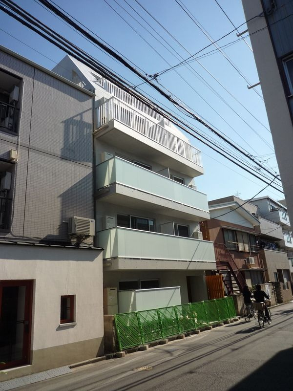 NEXUSヴァンヴェールの外観