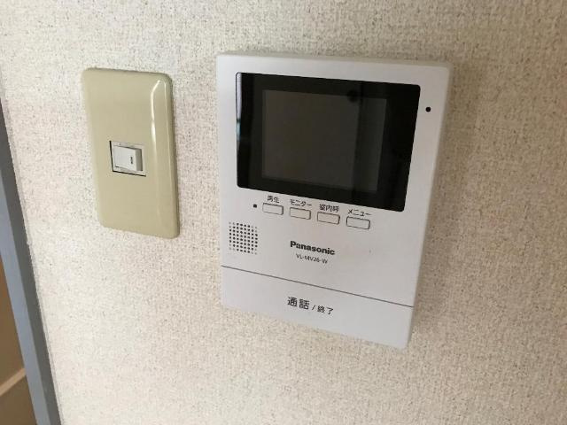 シャインヒルズ滝ノ水の内装|カメラ付インターホン