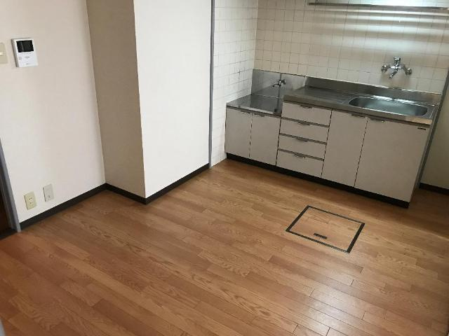 シャインヒルズ滝ノ水の内装|ダイニング