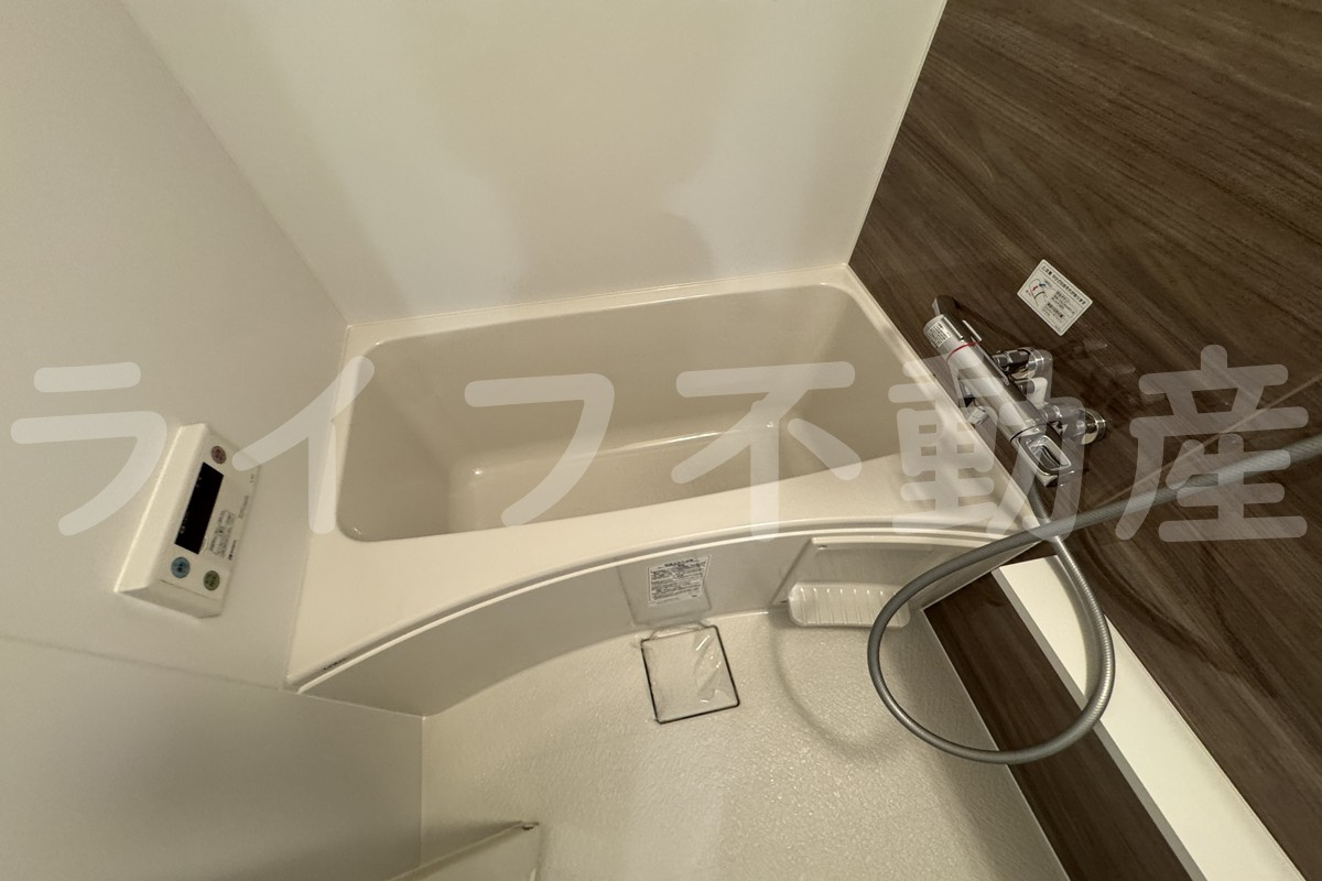 レオンヴァリエ長堀通の浴室|きれいなお風呂です