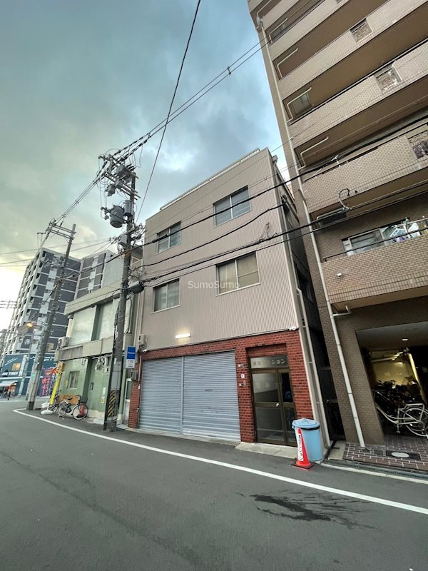 渡辺マンションの外観
