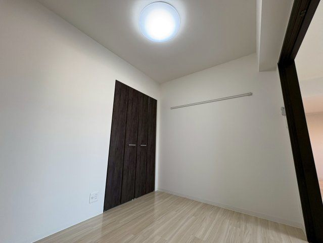 Casa・Fioreの洋室|落ち着いた色調の寝室です