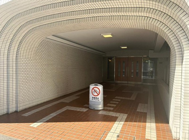 【エントランス】 | オリエンタル南麻布