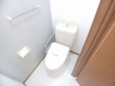 【トイレ】 | カーサ・サンストーンＡ | 落ち着いたトイレです