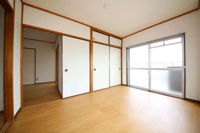 スカイマンション岡田の内装