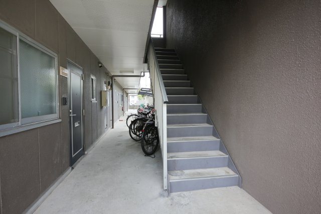 スカイマンション岡田のロビー