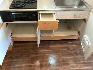 メゾンエルシオンのキッチン|収納