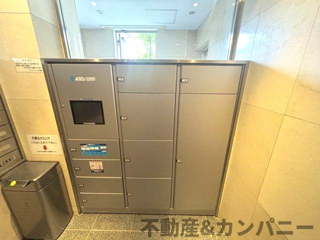 グランディアパークウェストの設備|宅配ボックスです
