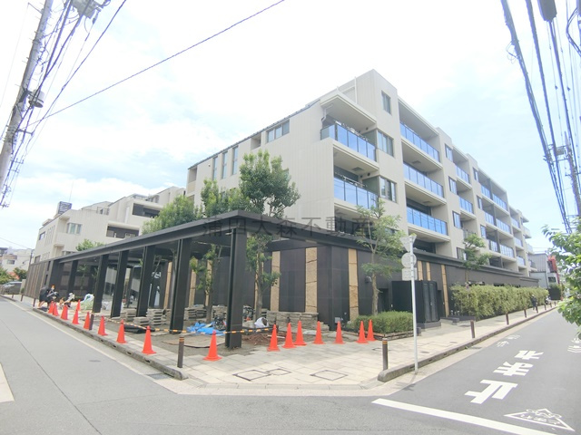 ライオンズ大森西グランフォートの外観|2012年9月築　RC鉄筋コンクリート造地上5階建て総戸数89戸の分譲マンション
東京都大田区大森西4丁目　京浜急行本線大森町駅徒歩12分