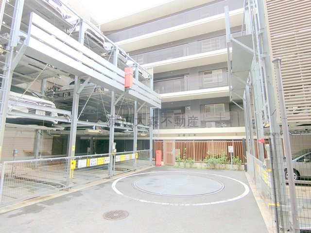 ライオンズ大森西グランフォートの駐車場|敷地内機械式駐車場