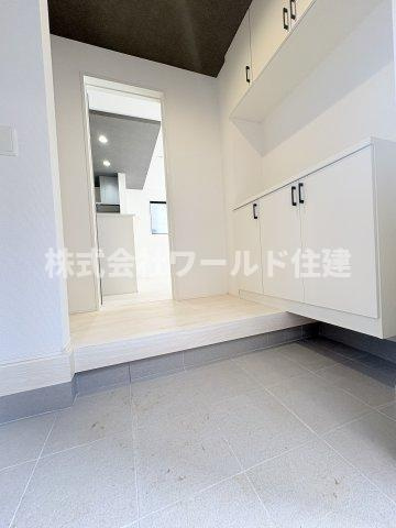 入間市下藤沢24期の玄関