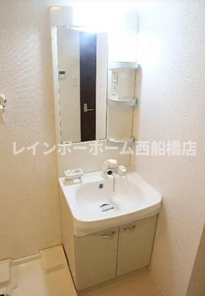 ミリアビタNo.18の洗面所